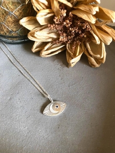 AY VE KRİSTAL YILDIZ MADALYONLU UZUN KOLYE - Görsel 2