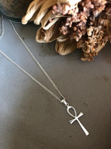 YENİ ANKH MADALYONLU UZUN ZİNCİR KOLYE - Görsel 2