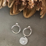 GÖZ MOTİFLİ HALKA KÜPE