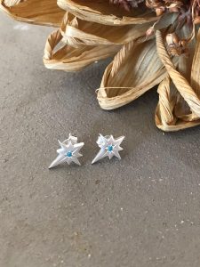 TURKUAZ TAŞLI MİNİ KUZEY YILDIZ KÜPE