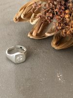 MANOLYA DESENLİ YÜZÜK